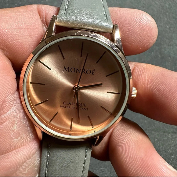 Ladies monroe by maestro quartz watch rose gold tone gray leather straps working - Picture 3 of 7